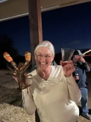 [ 680g+] Wild-Caught Live Lobster photo review