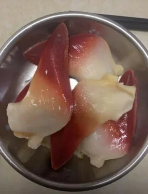 Click to view full screen Extra Large Sashimi-Grade Arctic Surf Clam photo review